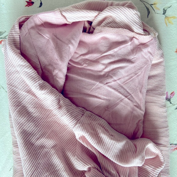 NAKED WARDROBE 🧇 👗 - Picture 4 of 4